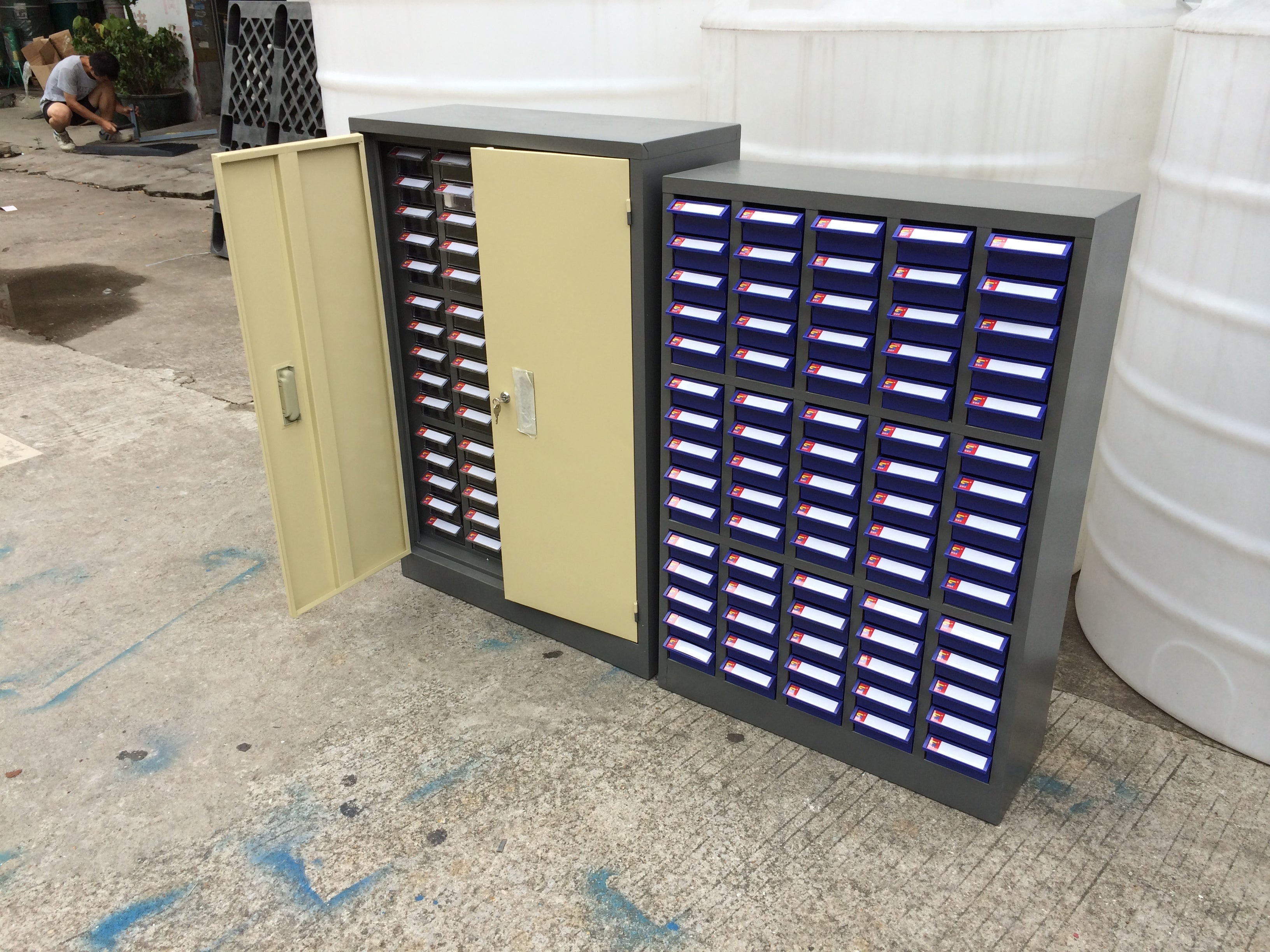 75 drawers with door Thickened iron screw parts cabinet hardware component cabinet small sample cabinet
